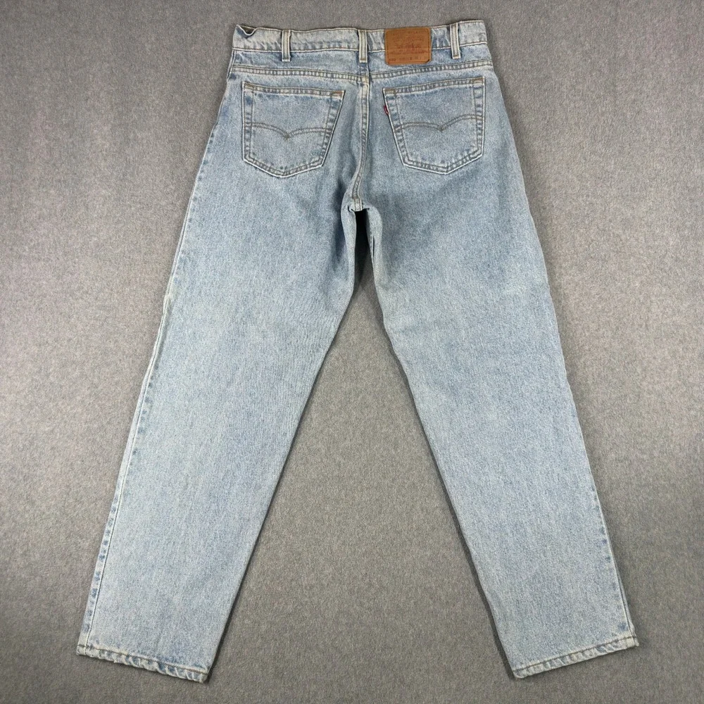 Vintage Levi's 550 Men's 34x30 Jeans USA Made 90s Tapered Leg Light Wash